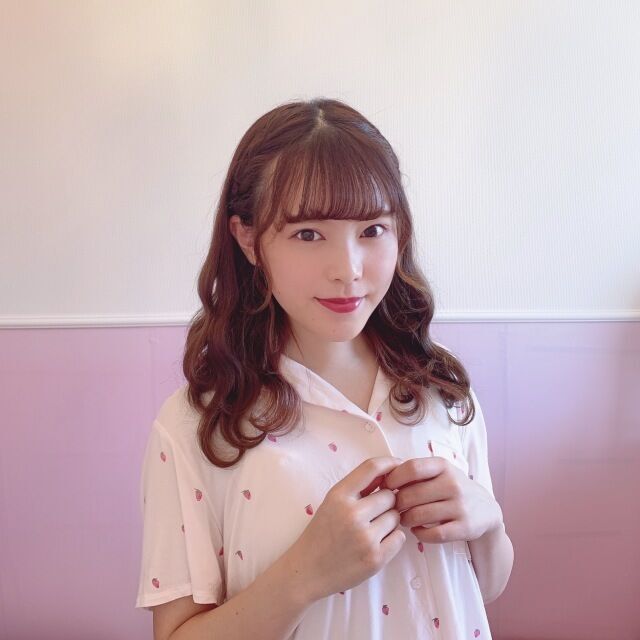NiziUミイヒちゃんっぽヘアスタイル♡KPOPアイドル気分になれるヘアアレンジやり方の7枚目の画像