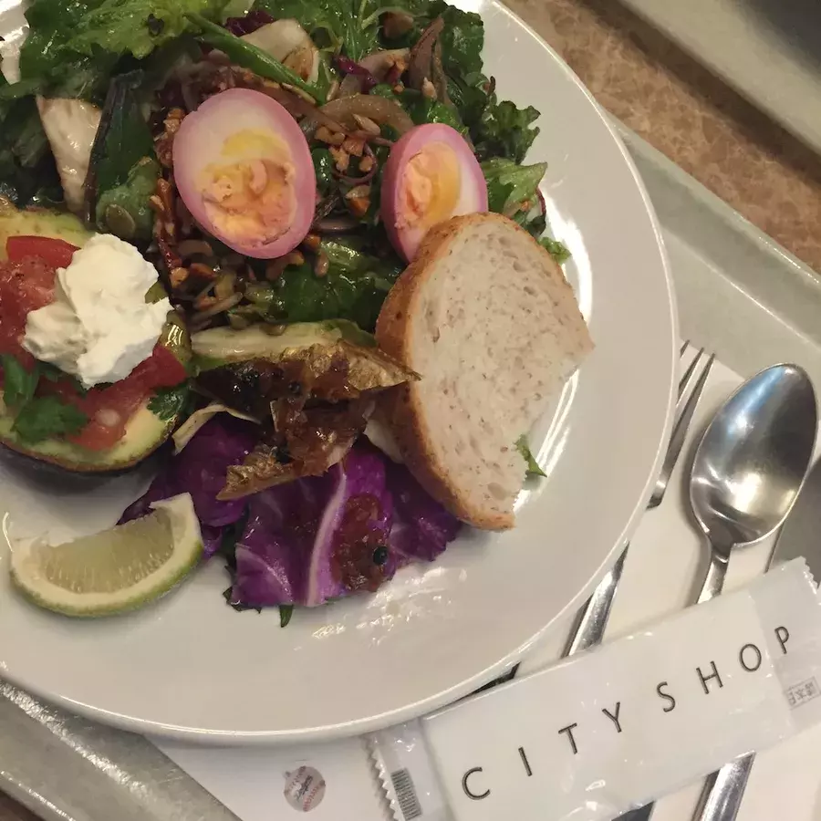 おしゃれでヘルシーな表参道のデリカフェ 外食続きの女子におすすめ ローリエプレス