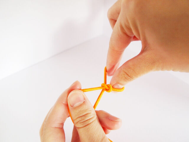 100均の糸だけで超簡単に♡　ハンドメイドシュシュの作り方の11枚目の画像