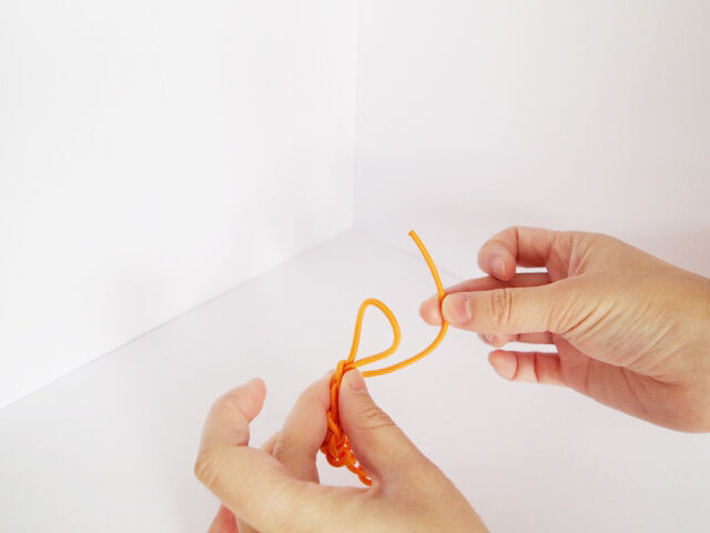 100均の糸だけで超簡単に♡　ハンドメイドシュシュの作り方の13枚目の画像