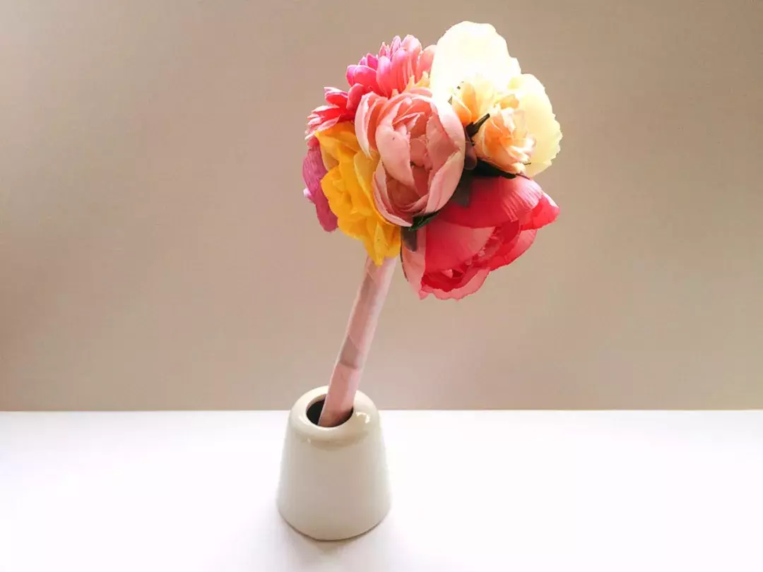 かわいいフラワーペンをdiy 見ているだけでテンションがあがるかわいさ ローリエプレス