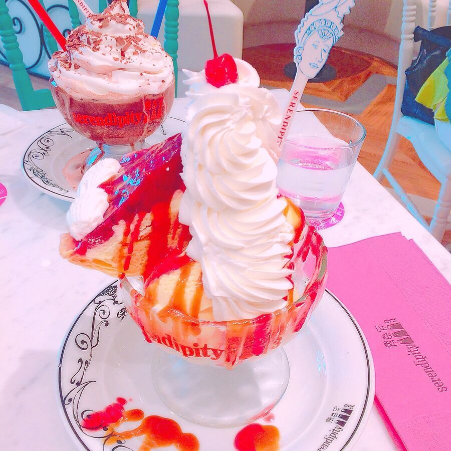 「Cherry Pie Sundae（チェリーパイ サンデー）」　1690円