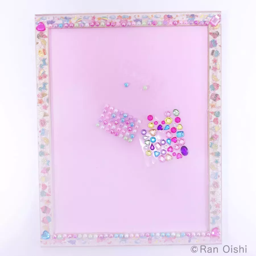 コスメをかわいく収納 貼るだけ メイクアップボード 100均ガーリーdiy ローリエプレス