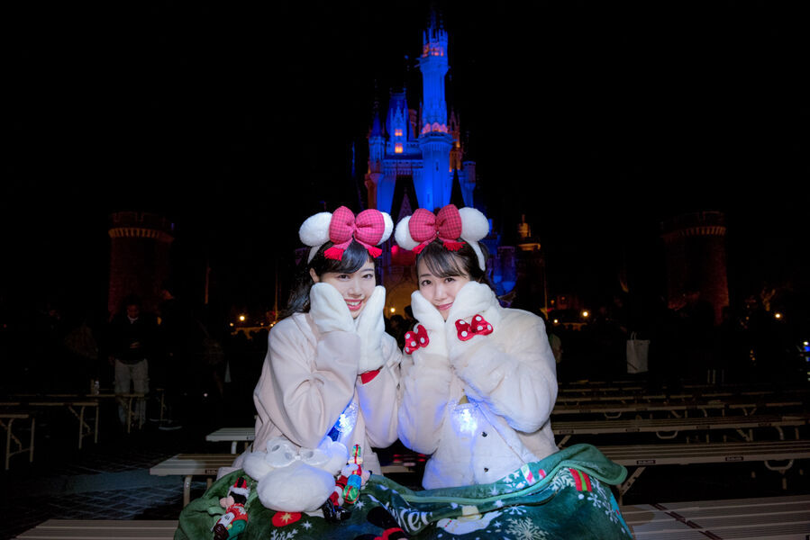 #中島姉妹 が行く♡ ディズニー・ギフト・オブ・クリスマスのパレードの17枚目の画像