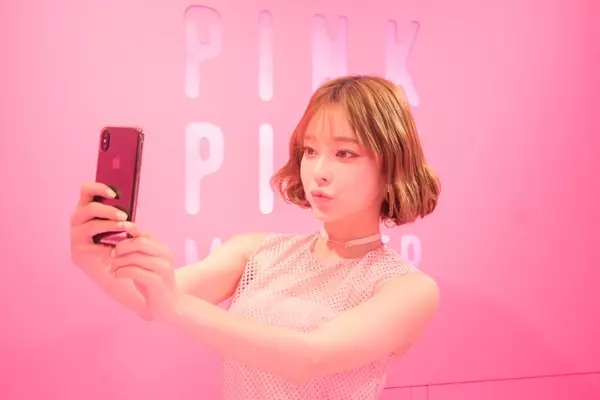 テリちゃんがモデル 新プリ機 Pinkpinkmonster ピンモン ローリエプレス