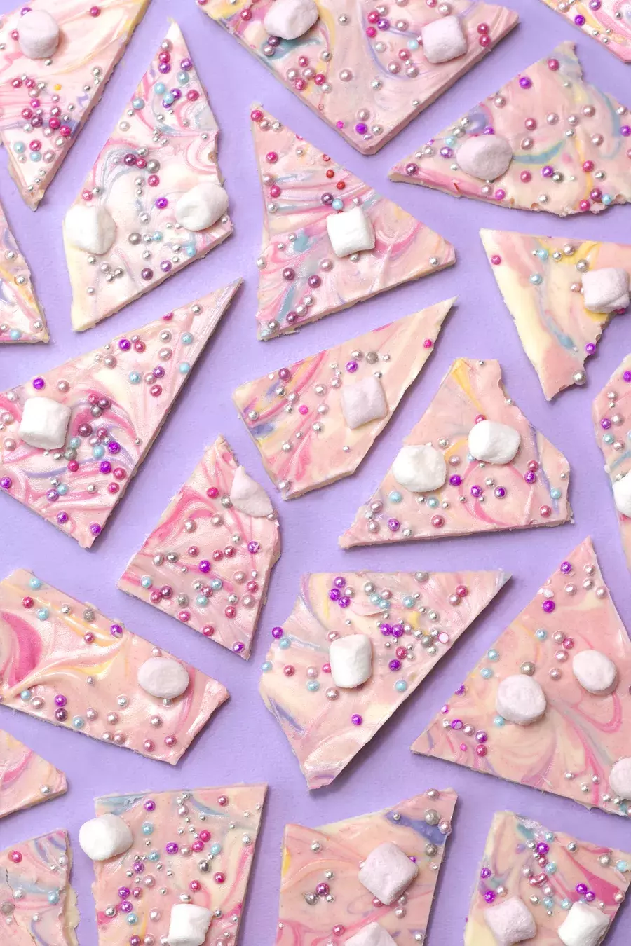 かわいいさも味も1点 ユニコーンカラーのゆめかわスイーツを手作り ローリエプレス