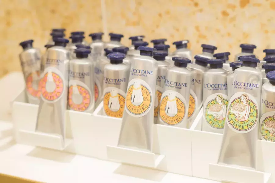 渋谷駅前カフェ ロクシタン がリニューアルしておしゃれ度アップ ローリエプレス