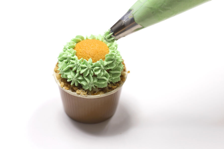 スーパーのマフィンをリメイク♡　簡単かわいいサボテンカップケーキの作り方の17枚目の画像