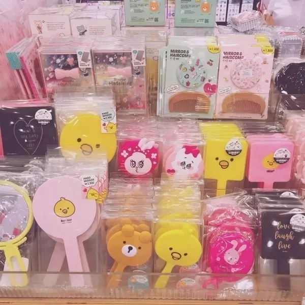 韓国女子のバッグの中身がおしゃれな秘訣 人気雑貨店 Artbox をチェック ローリエプレス