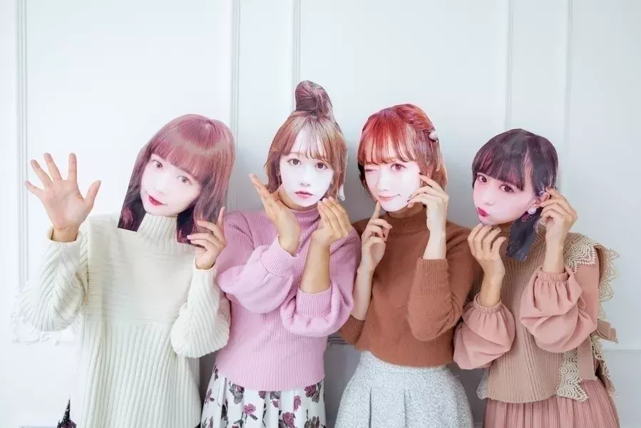 ストーリーズ映え確実 お面フォト で絶対喜ばれる誕生日サプライズ ローリエプレス