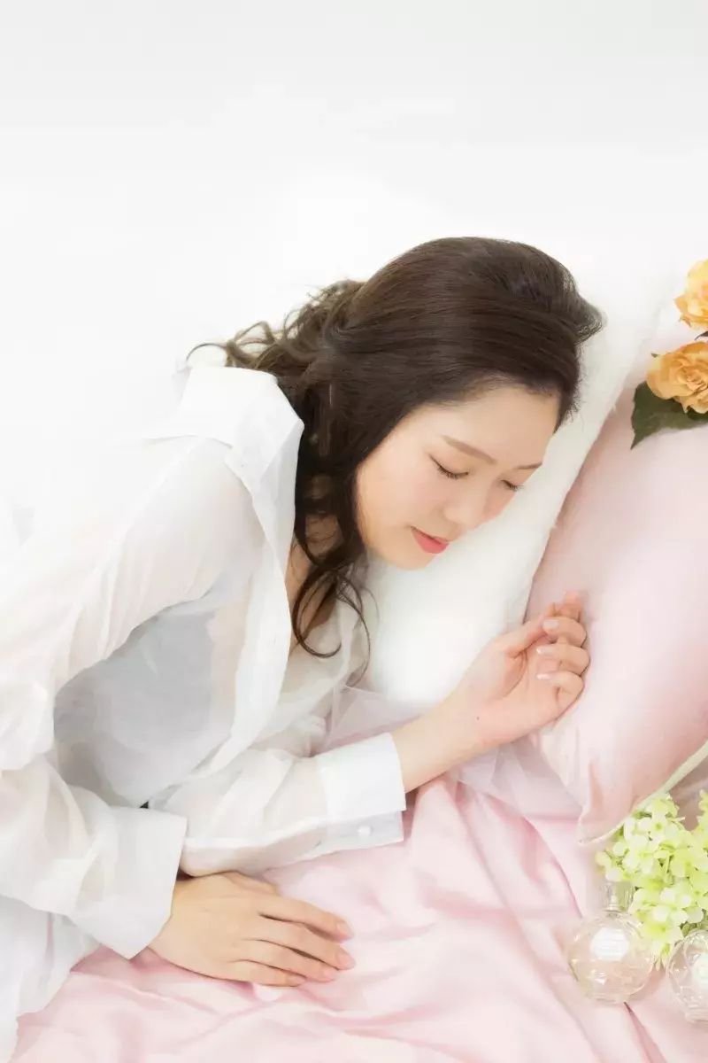 好きな人が夢に出てくる意味 警告や両想いの暗示はどんな夢 ローリエプレス 好きな人が夢に出てくる意味 警告や両想いの暗示はどんな夢 ローリエプレス