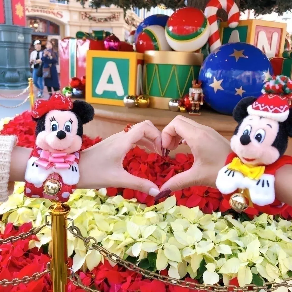 ディズニー クリスマス19 かわいすぎるグッズまとめをチェック ローリエプレス