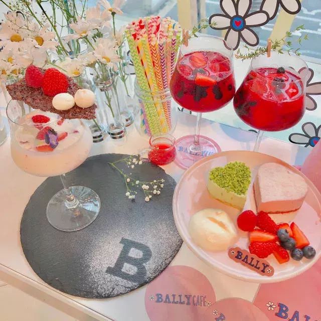 期間限定 銀座のballyカフェがフォトジェすぎてかわいいんです ローリエプレス