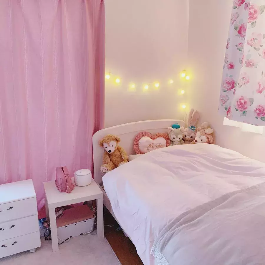 だいすきなものに囲まれて テンションがあがるベッドルームの作り方 ローリエプレス だいすきなものに囲まれて テンションがあがるベッドルームの作り方 ローリエプレス