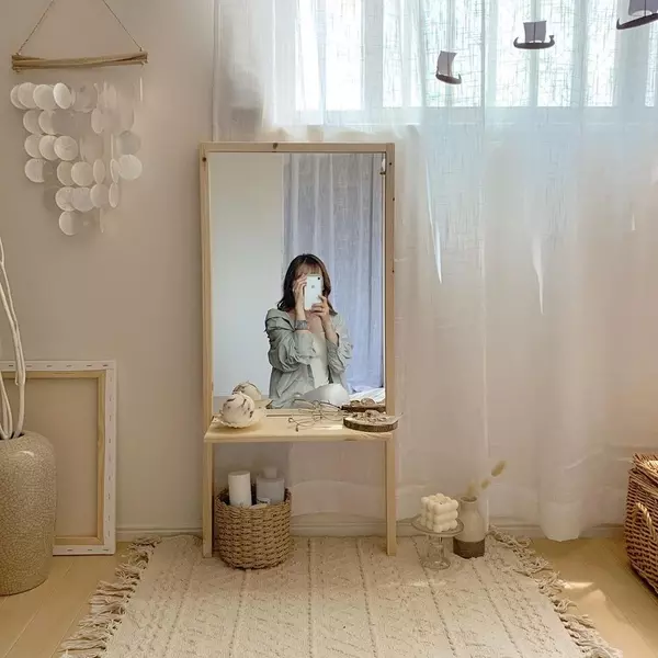 おしゃれなドレッサーがある部屋づくり 韓国風からガーリーまでルームツアー ローリエプレス