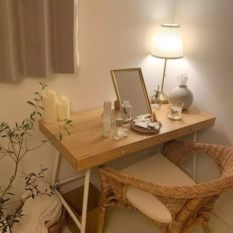 おしゃれなドレッサーがある部屋づくり 韓国風からガーリーまでルームツアー ローリエプレス おしゃれなドレッサーがある部屋づくり 韓国風からガーリーまでルームツアー ローリエプレス