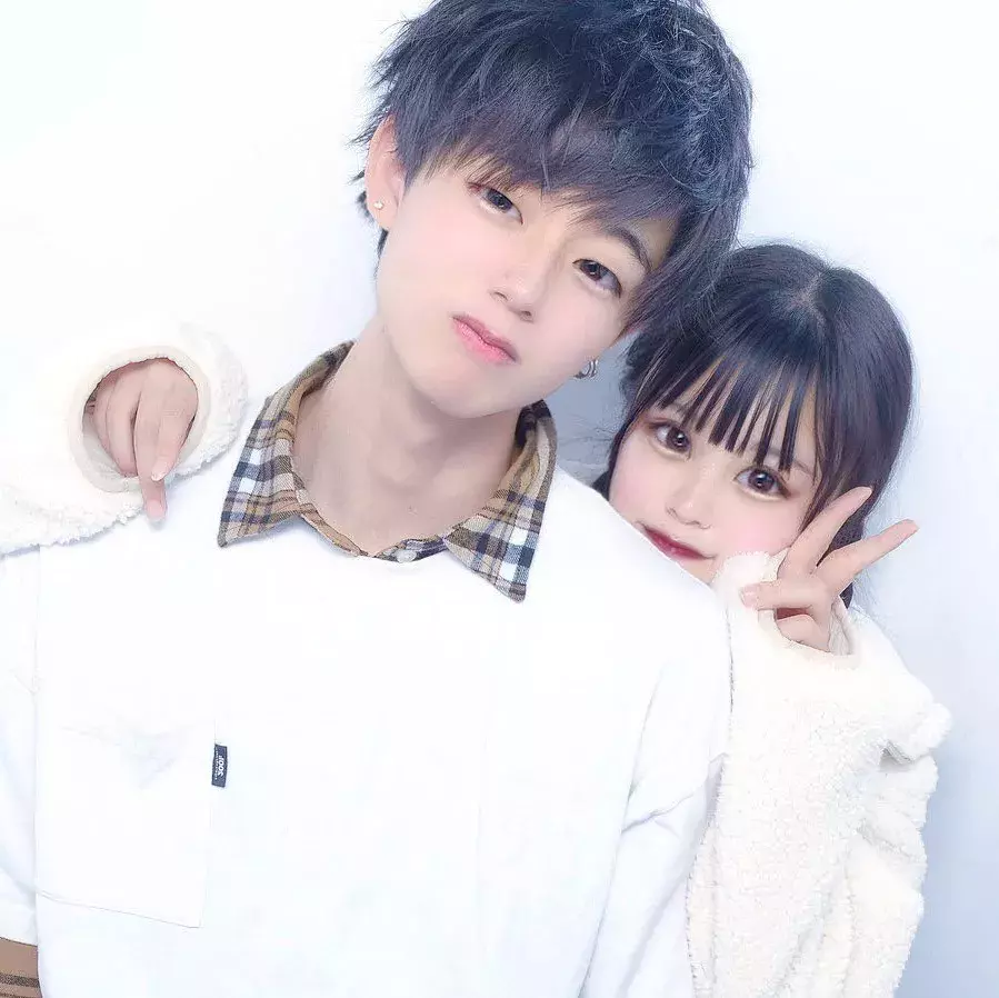 カップルで撮りたい仲良しプリポーズ総まとめ いいね がたくさんつくプリクラが撮れる ローリエプレス カップルで撮りたい仲良しプリポーズ総まとめ いいね がたくさんつくプリクラが撮れる ローリエプレス