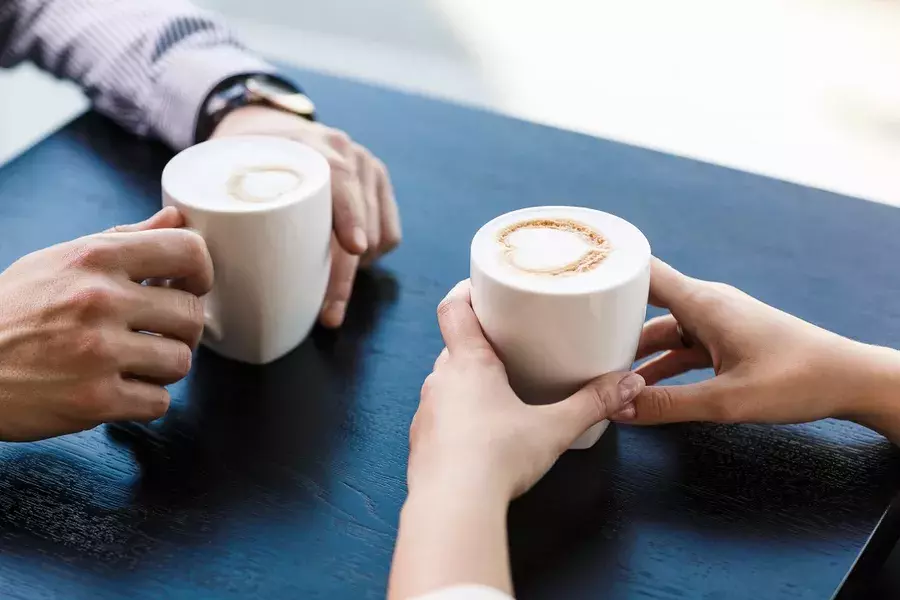 気になる彼に さりげなく 好きを伝える方法 直接言わなくても気持ちに気付いてもらうには ローリエプレス 気になる彼に さりげなく 好きを伝える方法 直接言わなくても気持ちに気付いてもらうには ローリエプレス