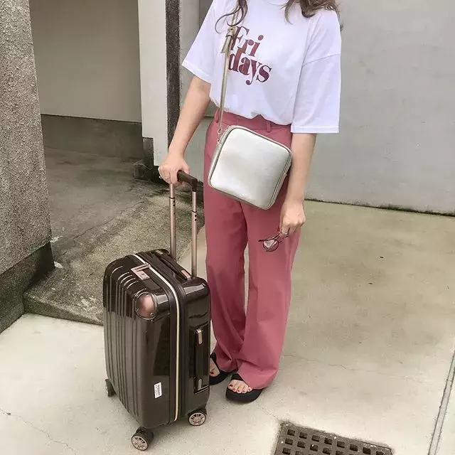 年末年始の帰省問題 彼氏の地元帰省に対する不安 を愛を深めるチャンスに変える方法 ローリエプレス 年末年始の帰省問題 彼氏の地元帰省に対する不安 を愛を深めるチャンスに変える方法 ローリエプレス