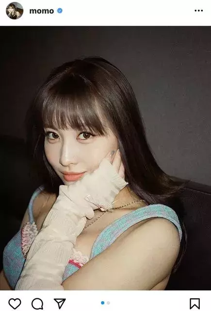 Twiceモモ レトロな雰囲気漂う肩出しショットに 前髪切りたて 透明感ありまくり と反響 ローリエプレス Twiceモモ レトロな雰囲気漂う肩出しショットに 前髪切りたて 透明感ありまくり と反響 ローリエプレス