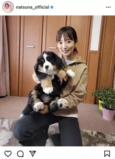 激きゃわ その大きさで赤ちゃん 夏菜 子犬を抱っこする癒しムード満点ショットに注目集まる ローリエプレス