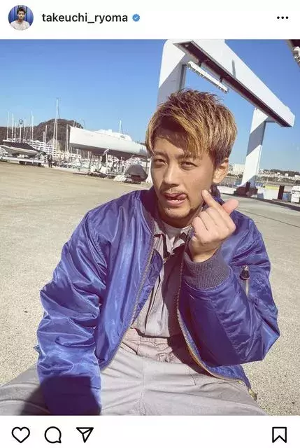 カメラマンはあの人 竹内涼真の指ハート 舌出しショットに キュンです 可愛すぎる と大反響 ローリエプレス