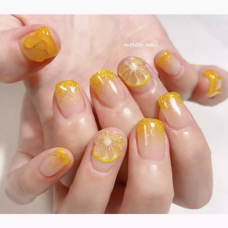 旬な夏映えフルーツネイルでジューシーな指先に 22 ローリエプレス