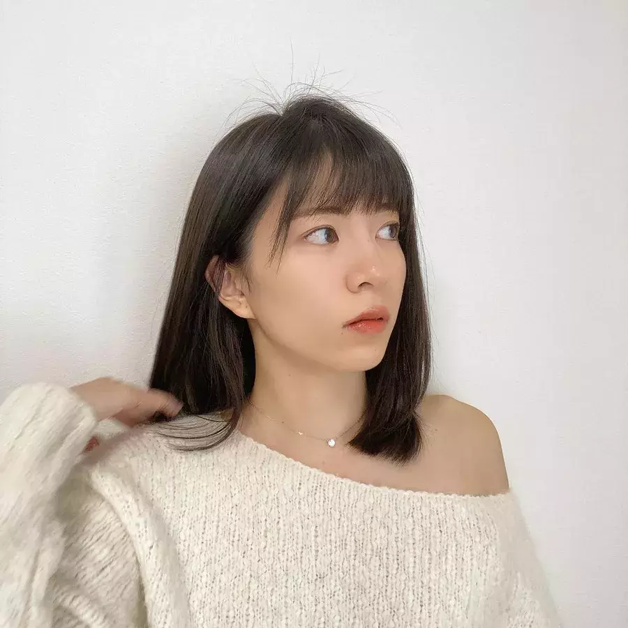 前髪が浮く対処法は 原因と垢抜け前髪になるためのテクニック5つ ローリエプレス 前髪が浮く対処法は 原因と垢抜け前髪になるためのテクニック5つ ローリエプレス