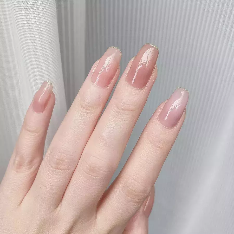 100均ジェルネイルで指先をオシャレに やり方や必要アイテムとは ローリエプレス 100均ジェルネイルで指先をオシャレに やり方や必要アイテムとは ローリエプレス