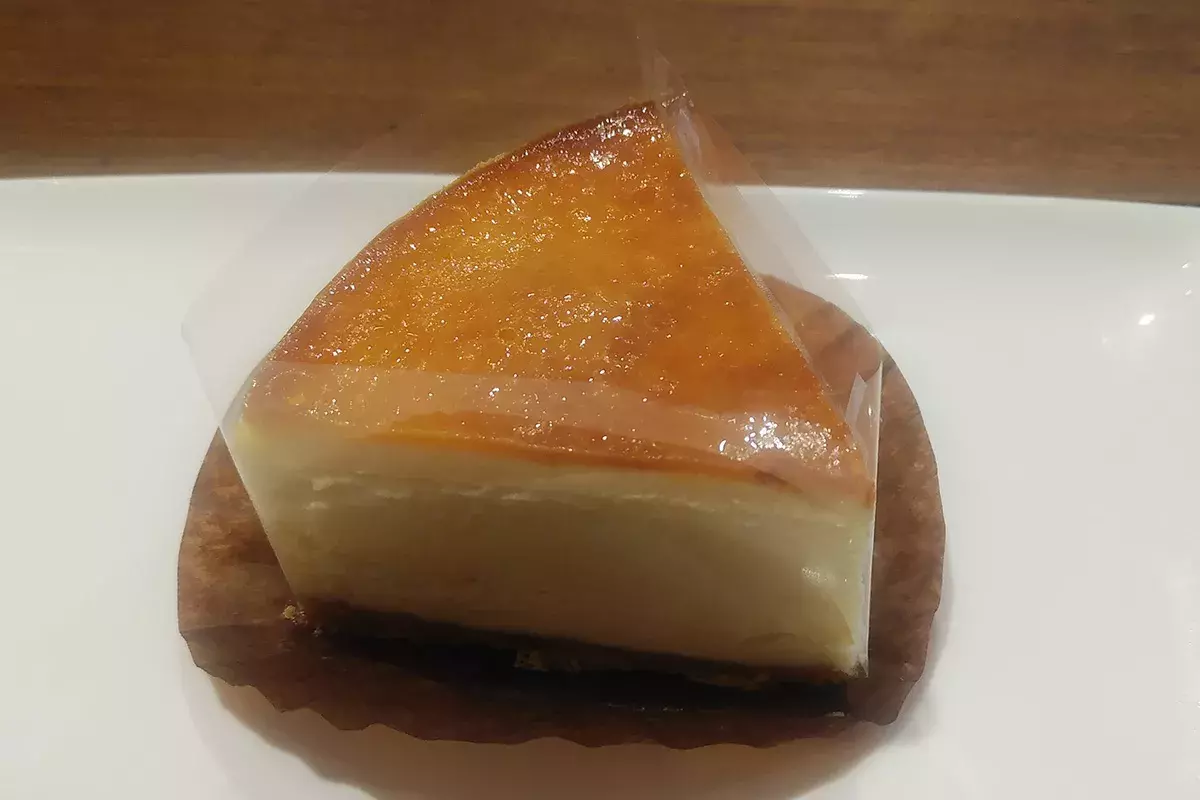 西宮 美味しいチーズケーキが食べられるお店5選 ローリエプレス