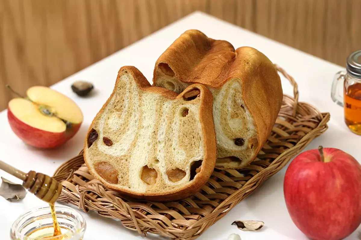 高級食パン専門店 ねこねこ食パン 全国店舗で9月限定フレーバーが登場 ローリエプレス