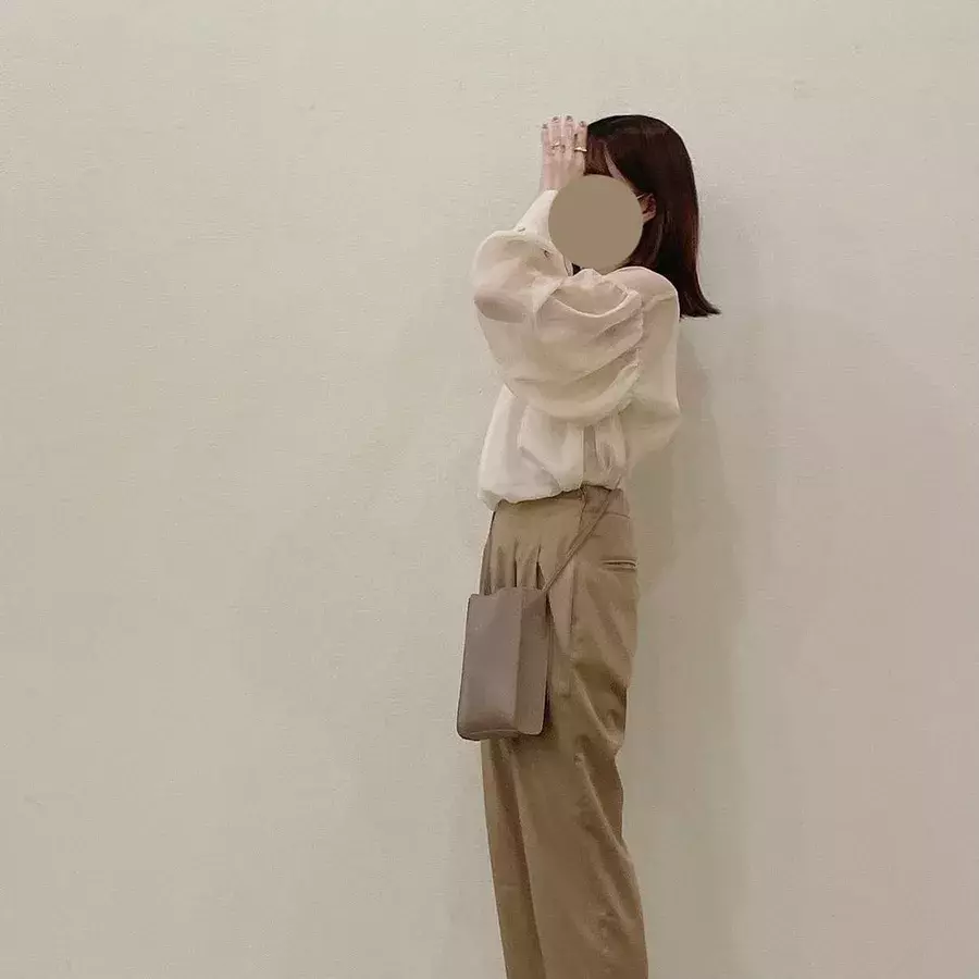 ベージュのおしゃれコーデ10選 ベージュの合わせ方やコツを知ろう ローリエプレス