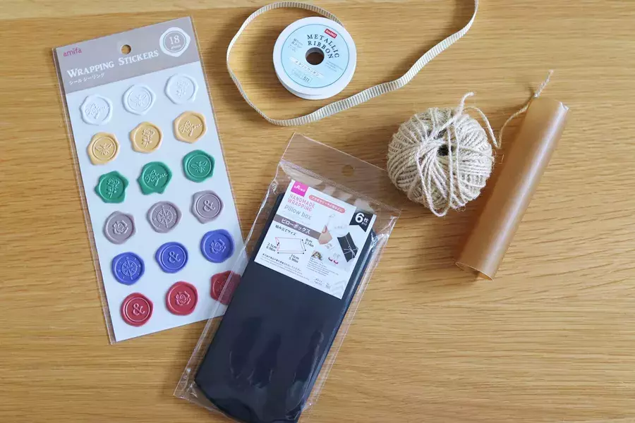 100均ラッピング クリスマスギフトにも おすすめグッズと包み方 ローリエプレス 100均ラッピング クリスマスギフトにも おすすめグッズと包み方 ローリエプレス