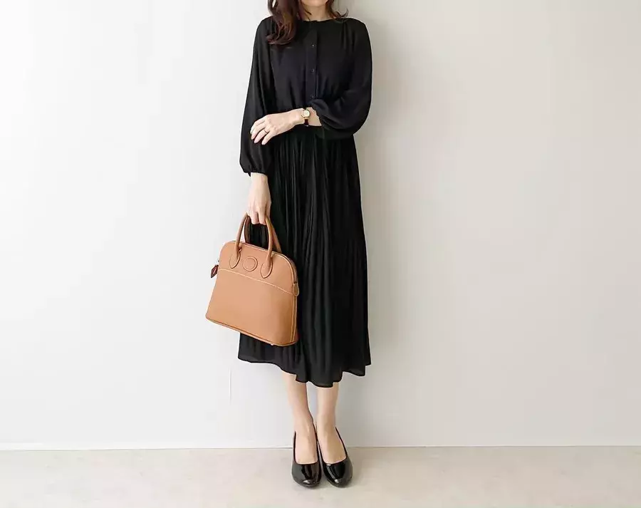 春のきれいめワンピースコーデ オフィスカジュアルに着こなすアイデア ローリエプレス 春のきれいめワンピースコーデ オフィスカジュアルに着こなすアイデア ローリエプレス