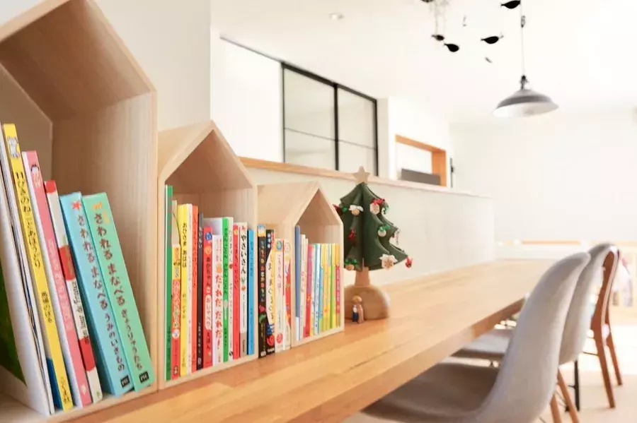 本の収納 おしゃれに見せる 隠してスッキリ おすすめ収納グッズも紹介 ローリエプレス