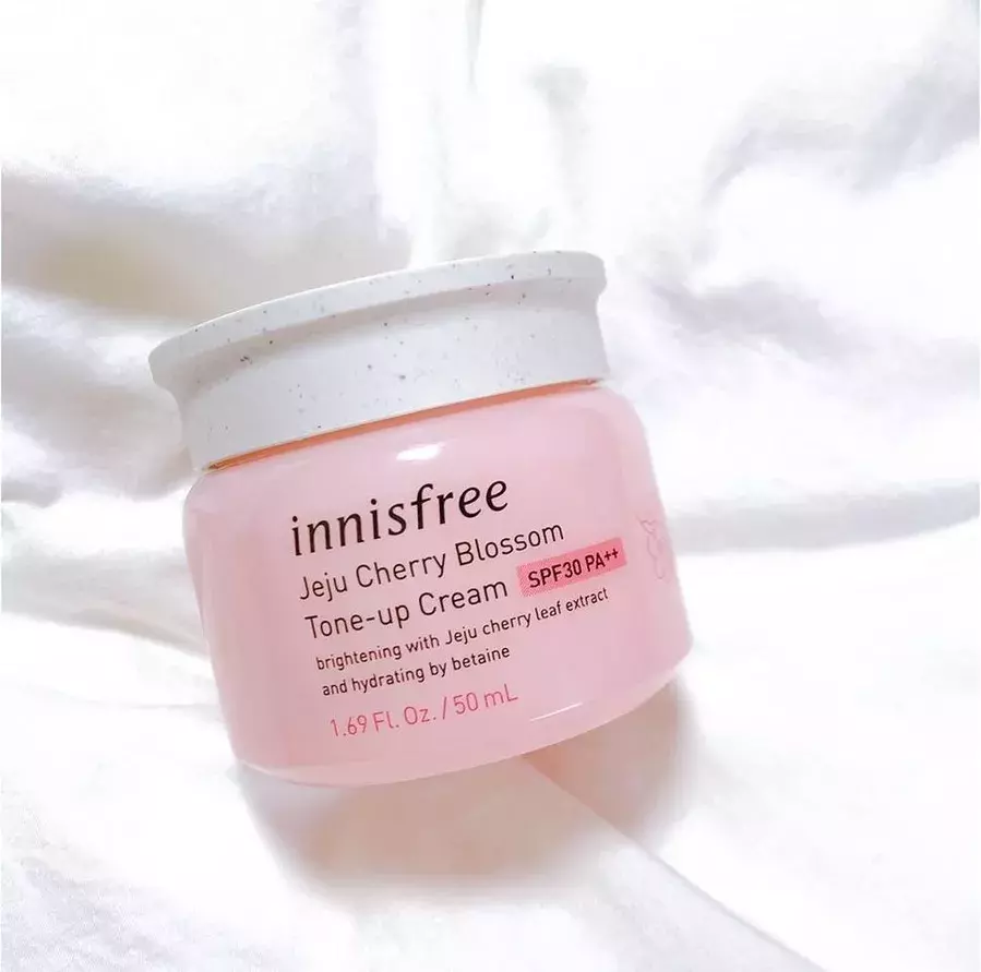 韓国コスメ イニスフリー の魅力とは 日本で人気の5アイテムをご紹介 ローリエプレス 韓国コスメ イニスフリー の魅力とは 日本で人気の5アイテムをご紹介 ローリエプレス