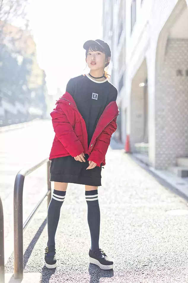 絶対領域あざっす 今っぽすぎるストリートのヒミツは下半身の最強コンビにあった ローリエプレス 絶対領域あざっす 今っぽすぎるストリートのヒミツは下半身の最強コンビにあった ローリエプレス