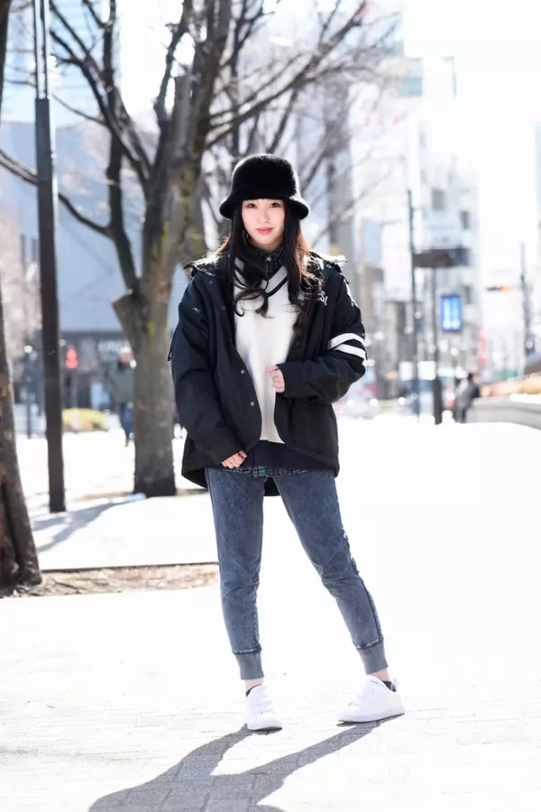フォロワー1000人以上のjc Jkたち あなどるべからず Guデニムをコーデに取り入れるオシャレ女子が急増中 ローリエプレス