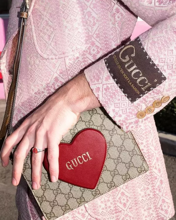 いましか買えない Gucci グッチ の 21年バレンタイン限定 キュートでレアな財布 バッグetc ローリエプレス