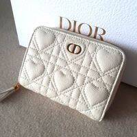 ファースト【Dior(ディオール)】はお財布から自分へのご褒美に買いたい『2021秋冬』新作ミニ財布(6万円から〜)