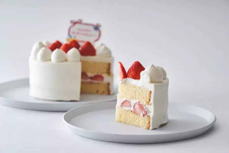 バースデーケーキを東京駅構内でピックアップ グランスタ東京 Fairycake Fair フェアリーケーキフェア の新サービスに注目 ローリエプレス