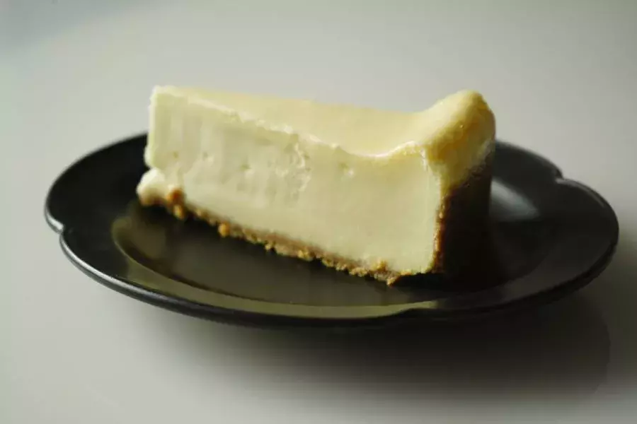 成城石井に日本未上陸店 チーズケーキファクトリー のチーズケーキがあるって知ってた 実食レポート ローリエプレス