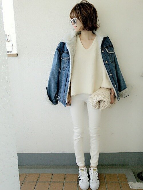 冬の着痩せコーデテク Vネックニットで女っぽさと着やせをゲット ローリエプレス