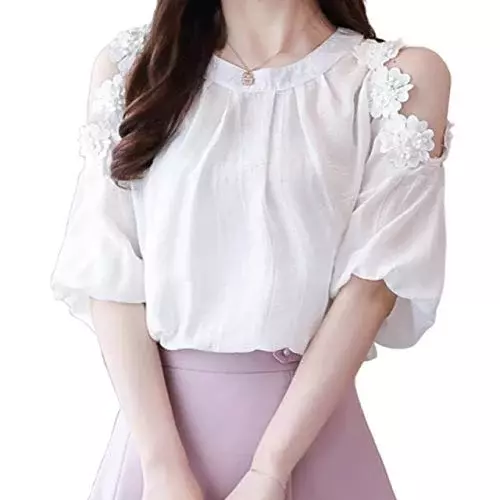 ディズニーでお友達とリンクコーデを楽しもう この夏おすすめなディズニーコーデ イラスト ローリエプレス