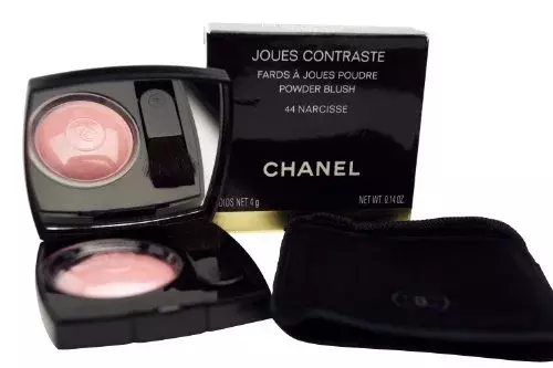 パーソナルカラー別 Chanel シャネル のおすすめコスメ ローリエプレス 2 2