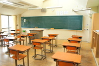 子どもの進路を考えるとき、将来大学進学は必要だと思いますか？