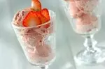 イチゴのアイスクリーム