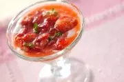 ヨーグルト・イチゴソース