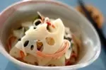レンコンとカニカマの酢の物