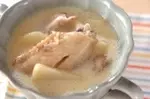 手羽先の豆乳スープ
